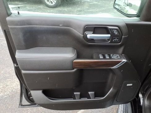 Used 2021 GMC Sierra 1500 SLT image 26