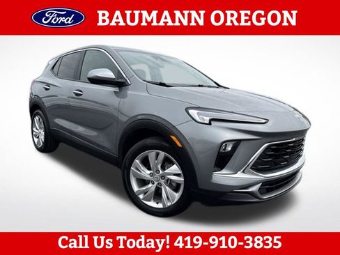 Used 2025 Buick Encore GX Preferred FWD image 1