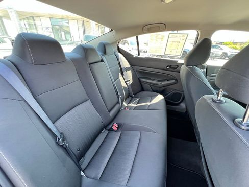 Used 2025 Nissan Altima 2.5 SV image 14