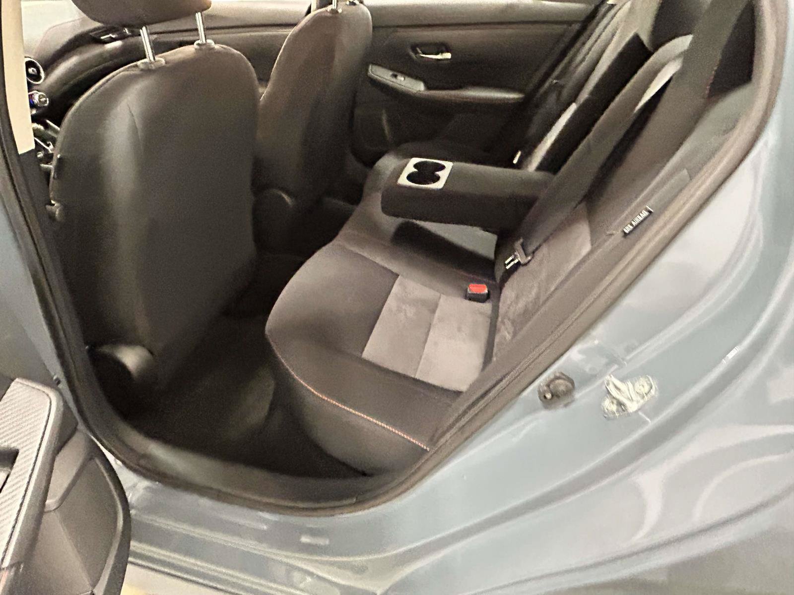 Used 2024 Nissan Sentra SR FWD image 8
