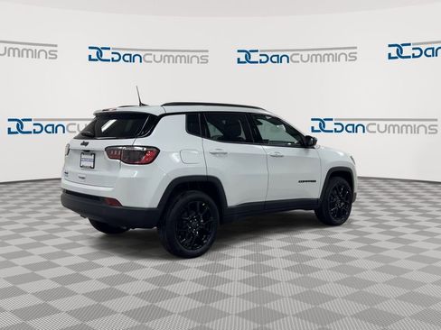 New 2026 Jeep Compass Latitude AWD/4WD image 8