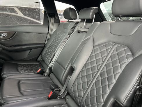 Used 2023 Audi SQ7 Prestige image 34