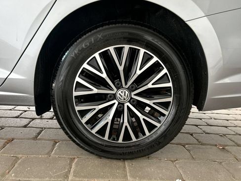 Certified 2021 Volkswagen Jetta SE w/ SE Cold Weather Package FWD image 44