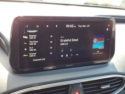 Used 2023 Hyundai Santa Fe SEL image 19