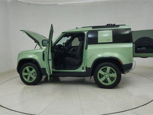 Used 2023 Land Rover Defender 110 75th Limited Edition image 71