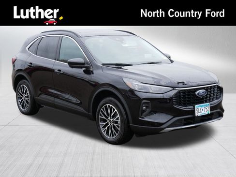 Used 2025 Ford Escape SE w/ PHEV Premium Package image 1
