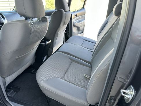 Used 2013 Toyota Tacoma PreRunner w/ TRD Sport Pkg RWD image 21
