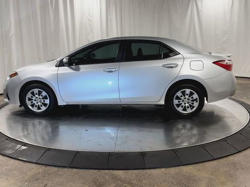 Used 2015 Toyota Corolla S image 7