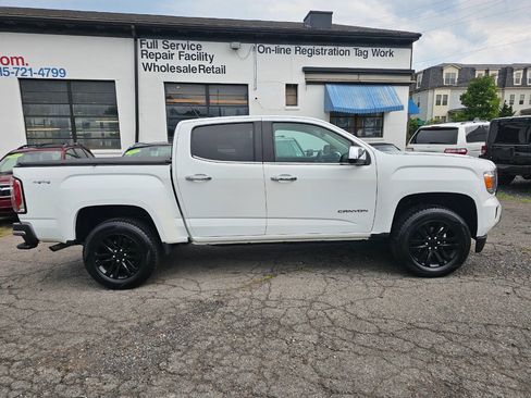 Used 2017 GMC Canyon SLT w/ Trailering Package AWD/4WD image 4