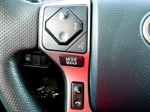 Used 2020 Toyota Tacoma SR5 w/ Technology Package image 13