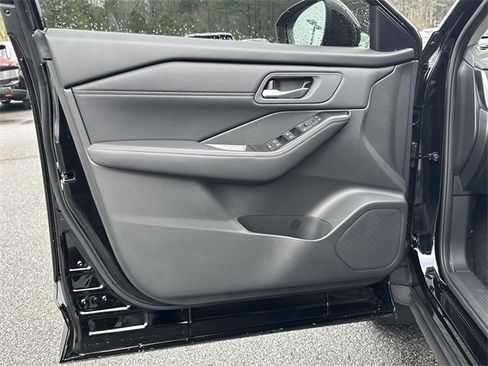 New 2026 Nissan Rogue SV image 11