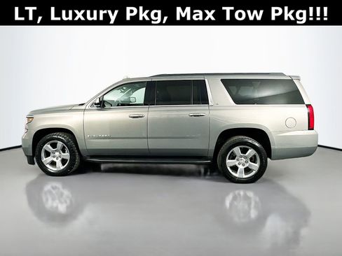 Used 2018 Chevrolet Suburban LT image 5