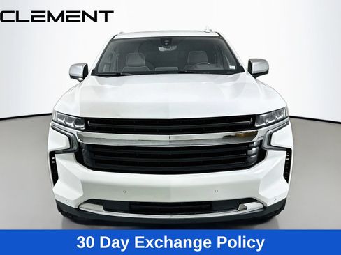 Used 2021 Chevrolet Suburban Premier w/ Premium Package AWD/4WD image 3
