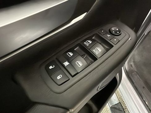 Used 2019 RAM 1500 Big Horn AWD/4WD image 10