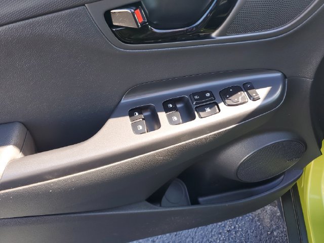 Used 2019 Hyundai Kona Limited FWD image 23