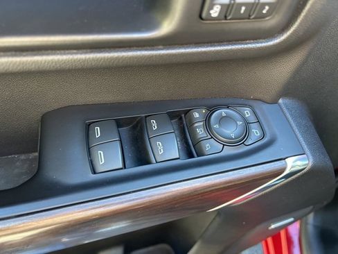 Used 2020 GMC Sierra 2500 SLT w/ SLT Convenience Package image 24