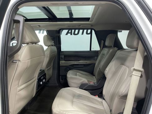Used 2021 Ford Expedition Limited AWD/4WD image 5