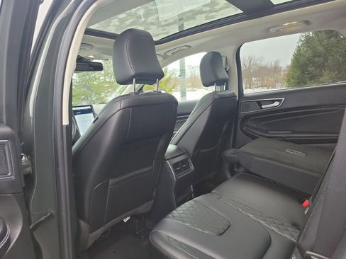 Used 2023 Ford Edge Titanium w/ Class II Trailer Tow Package image 23