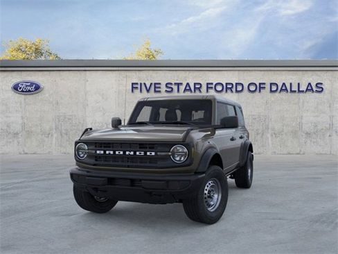 New 2025 Ford Bronco 4-Door image 2