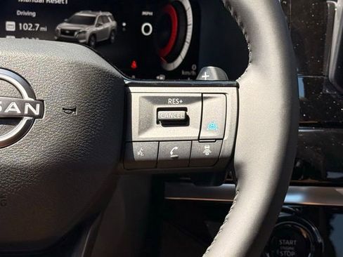 New 2026 Nissan Pathfinder Platinum AWD/4WD image 27
