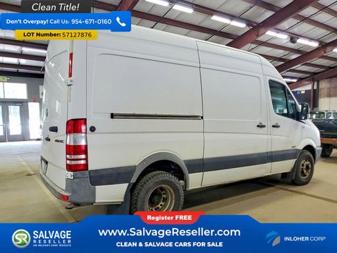 Used 2011 Freightliner Sprinter 3500 RWD image 4