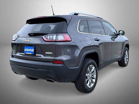 Used 2019 Jeep Cherokee Latitude Plus w/ Cold Weather Group AWD/4WD image 5