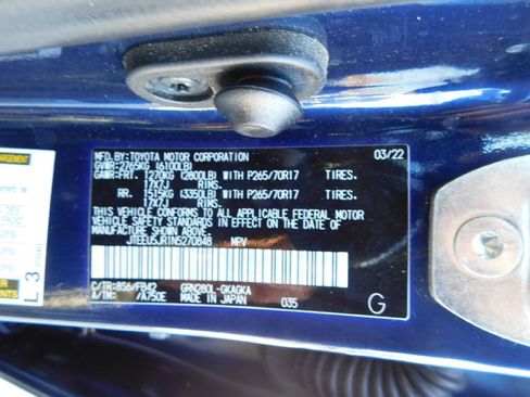Used 2022 Toyota 4Runner SR5 image 16
