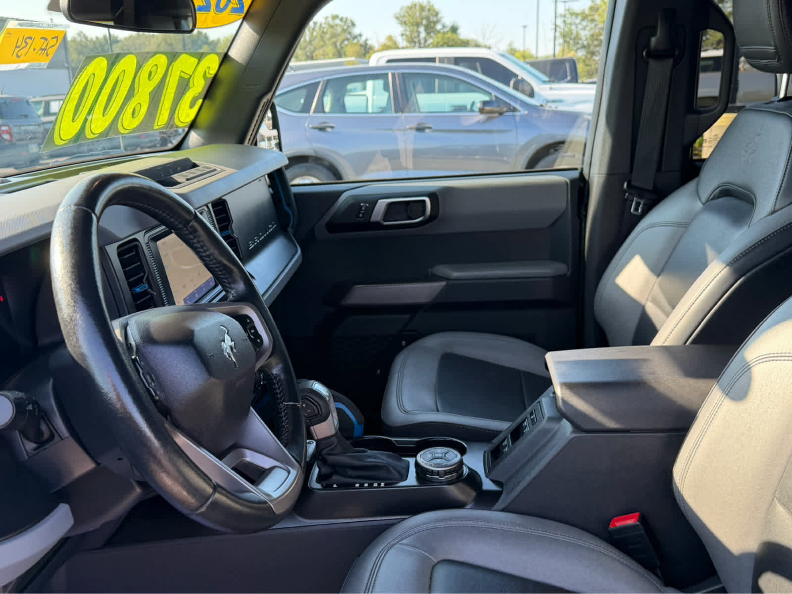 Used 2023 Ford Bronco Black Diamond AWD/4WD image 16