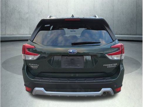 Used 2023 Subaru Forester Touring image 5