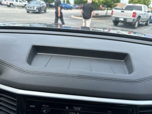 Used 2022 Volkswagen Atlas SE image 28