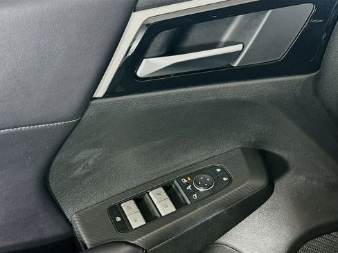 Used 2024 Mitsubishi Outlander SE image 15