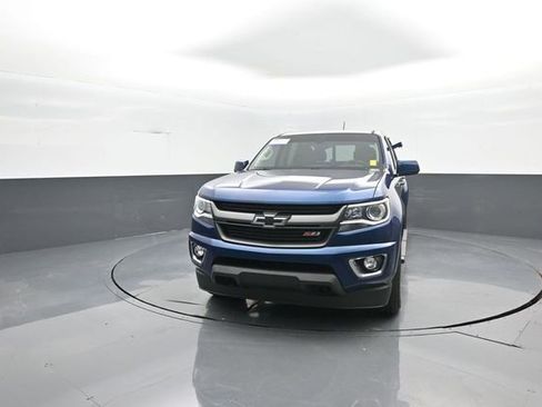 Used 2020 Chevrolet Colorado Z71 AWD/4WD image 3