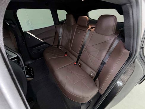 Certified 2023 BMW iX xDrive50 w/ Premium Package AWD/4WD image 23