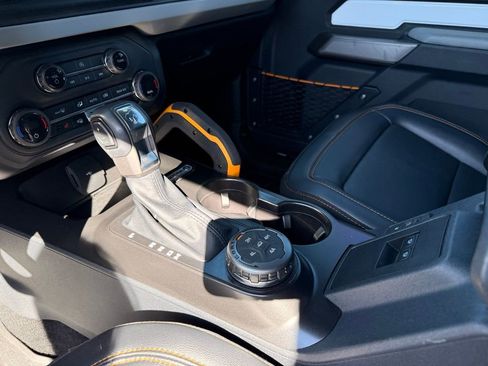 Used 2023 Ford Bronco Badlands w/ Sasquatch Package image 13