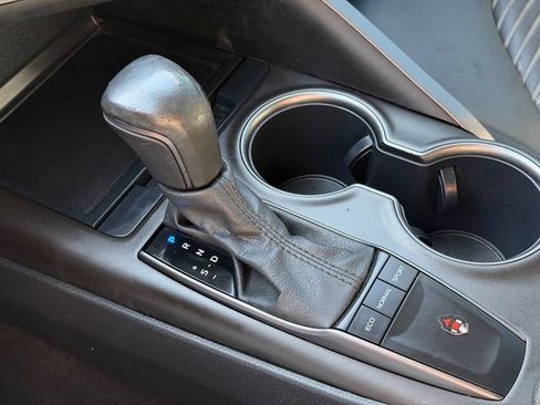 Used 2024 Toyota Camry SE w/ Convenience Package FWD image 24