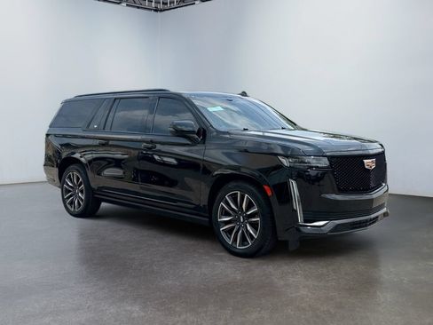 Used 2023 Cadillac Escalade ESV Sport w/ Touring Package AWD/4WD image 3