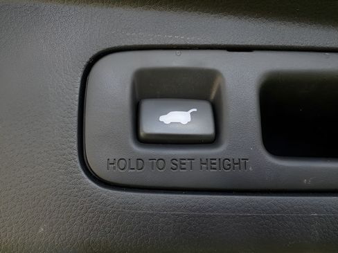 Used 2023 Honda CR-V Sport Touring image 10