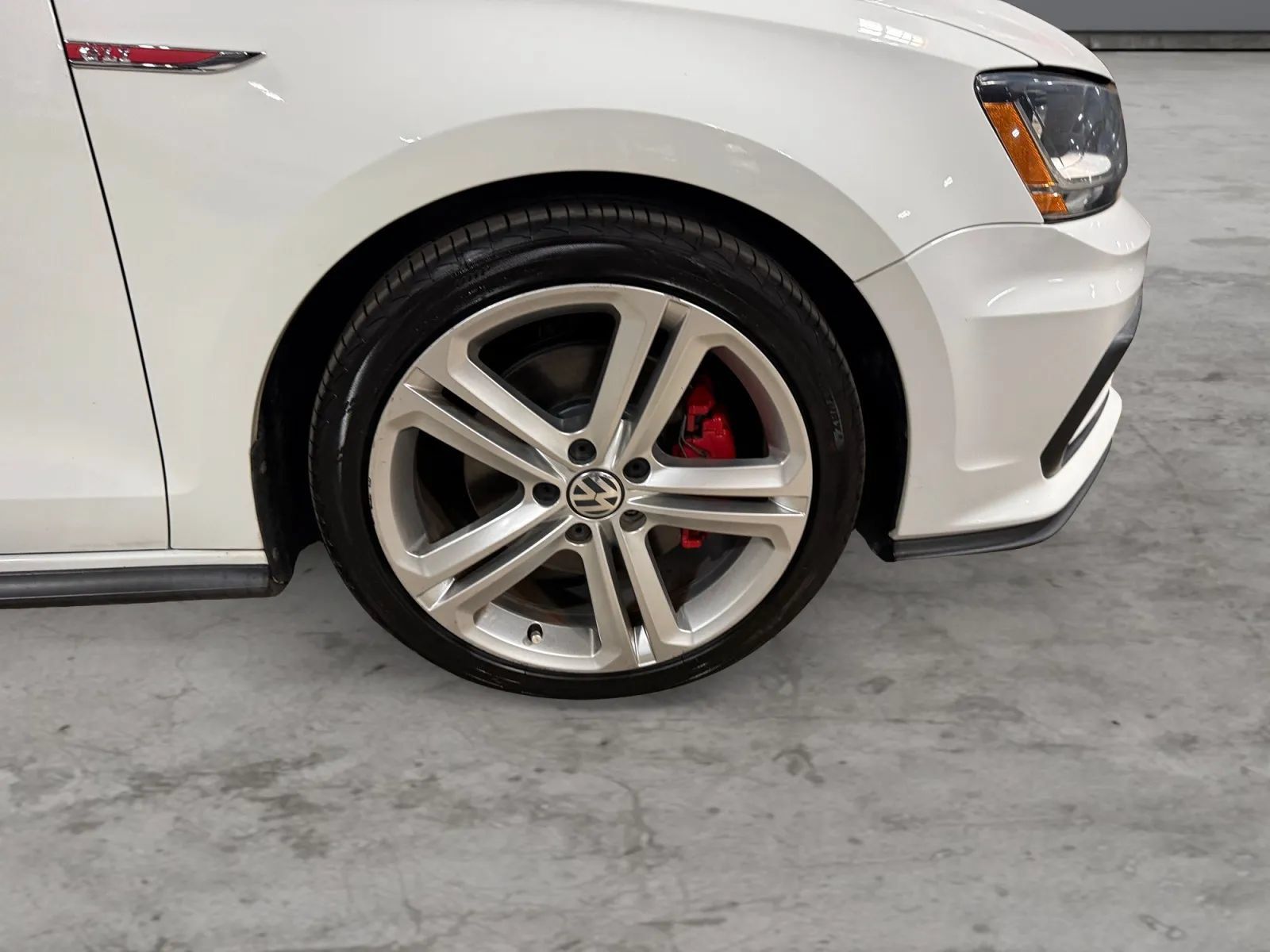 Used 2017 Volkswagen Jetta GLI FWD image 43