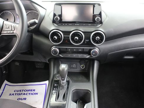 Used 2024 Nissan Sentra S FWD image 19