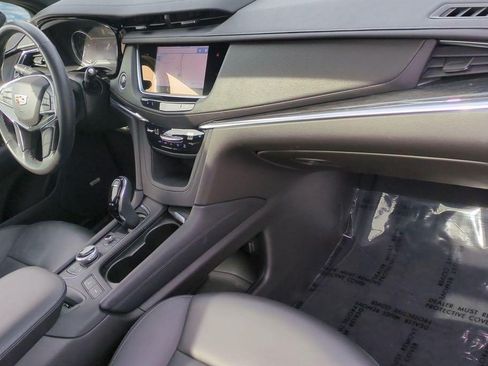 Certified 2023 Cadillac XT5 Premium Luxury FWD image 14