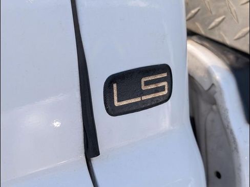 Used 2002 Chevrolet Silverado 1500 LS w/ Off-Road Pkg image 17