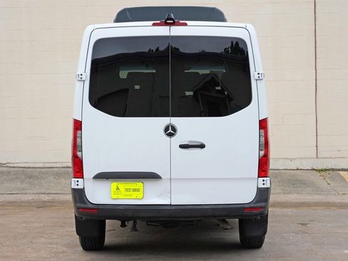 Used 2020 Mercedes-Benz Sprinter 2500 image 43