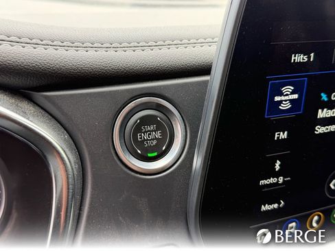 Used 2025 Chevrolet Blazer LT FWD image 32