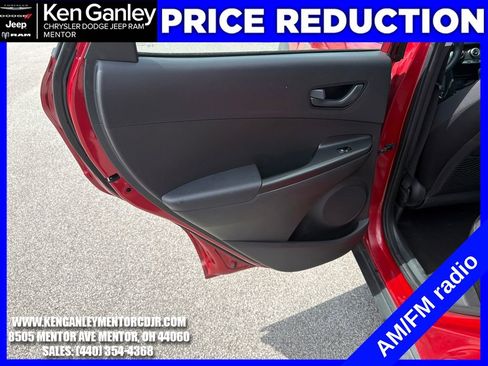 Used 2021 Hyundai Kona SE AWD/4WD image 19