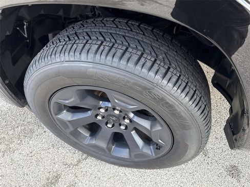 Used 2025 RAM 1500 Lone Star image 32