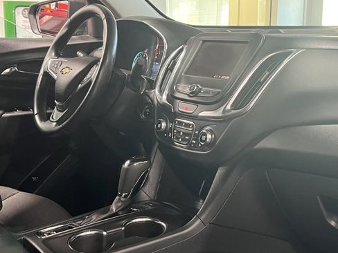 Certified 2021 Chevrolet Equinox LT image 9