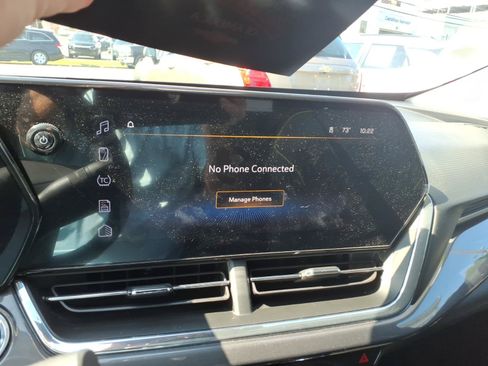 Used 2025 Chevrolet Trax ACTIV FWD image 31