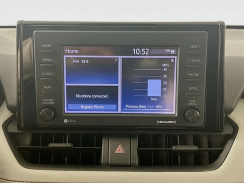 Used 2022 Toyota RAV4 XLE image 19