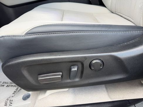 Used 2019 Lexus RX 350 AWD w/ Navigation Package image 16