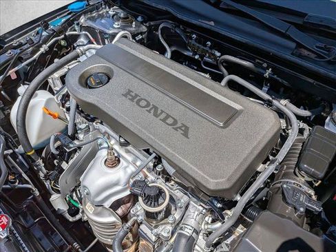 Certified 2025 Honda Civic Sport image 22